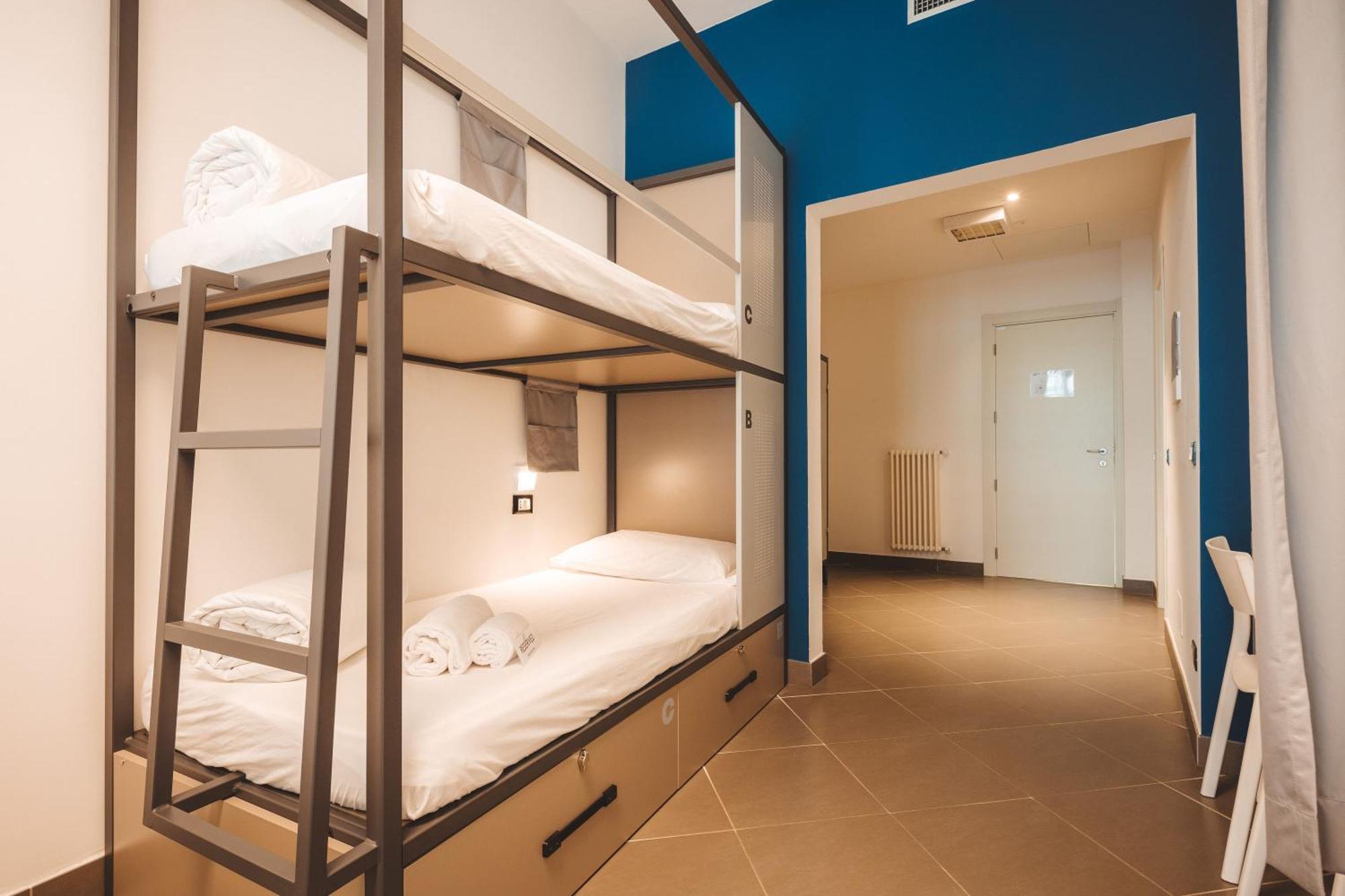 Lecco Hostel & Rooms Exterior photo