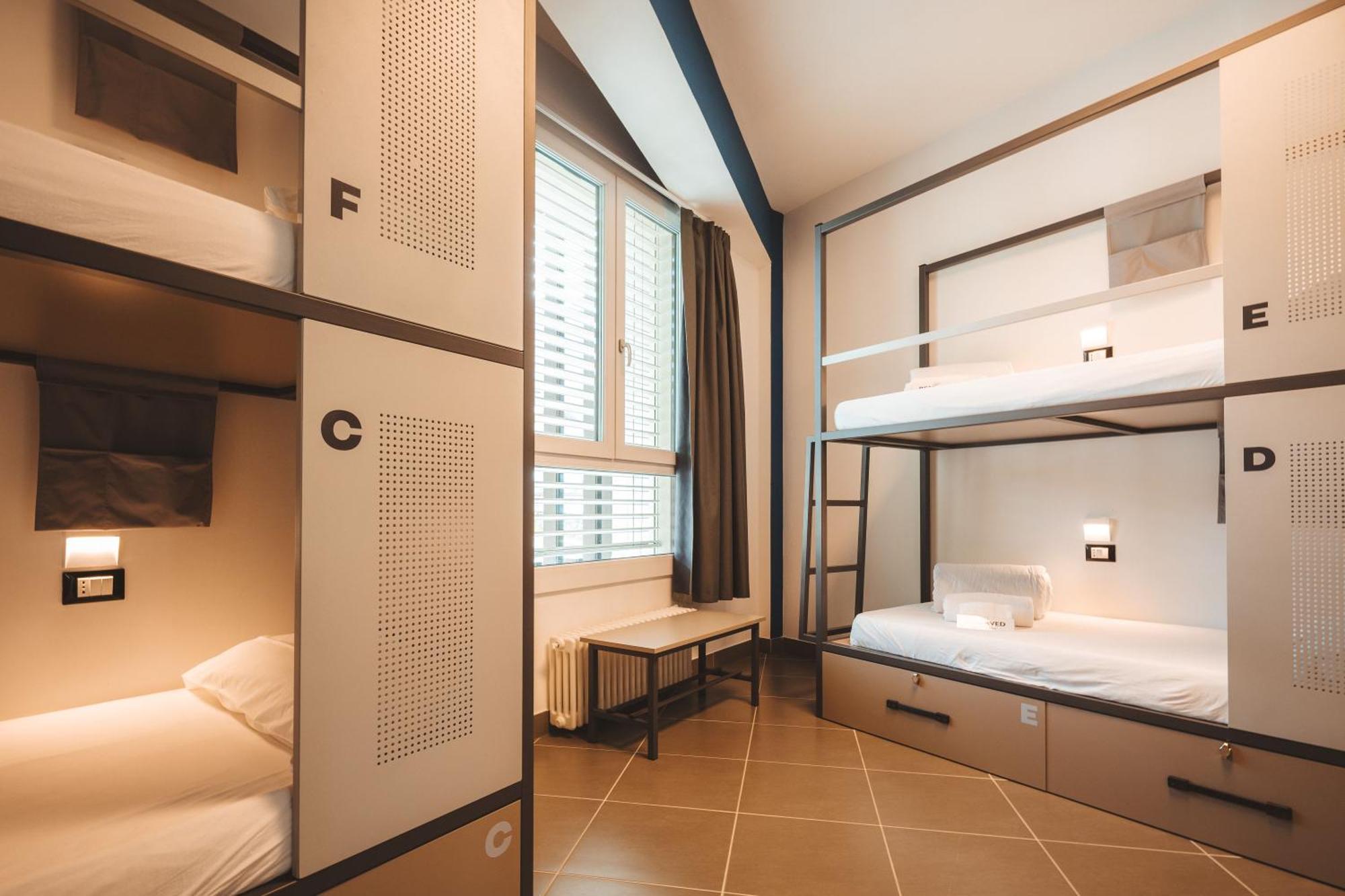 Lecco Hostel & Rooms Exterior photo