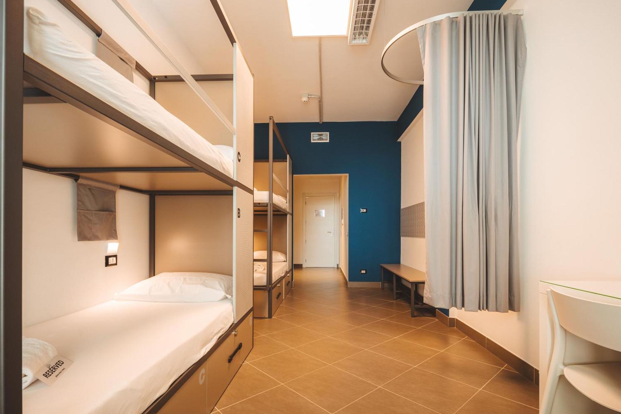 Lecco Hostel & Rooms Exterior photo