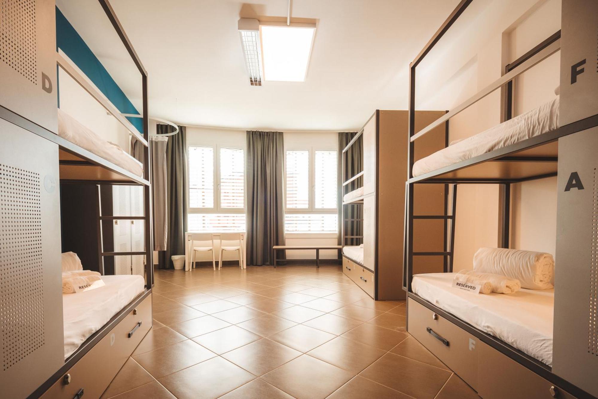 Lecco Hostel & Rooms Exterior photo